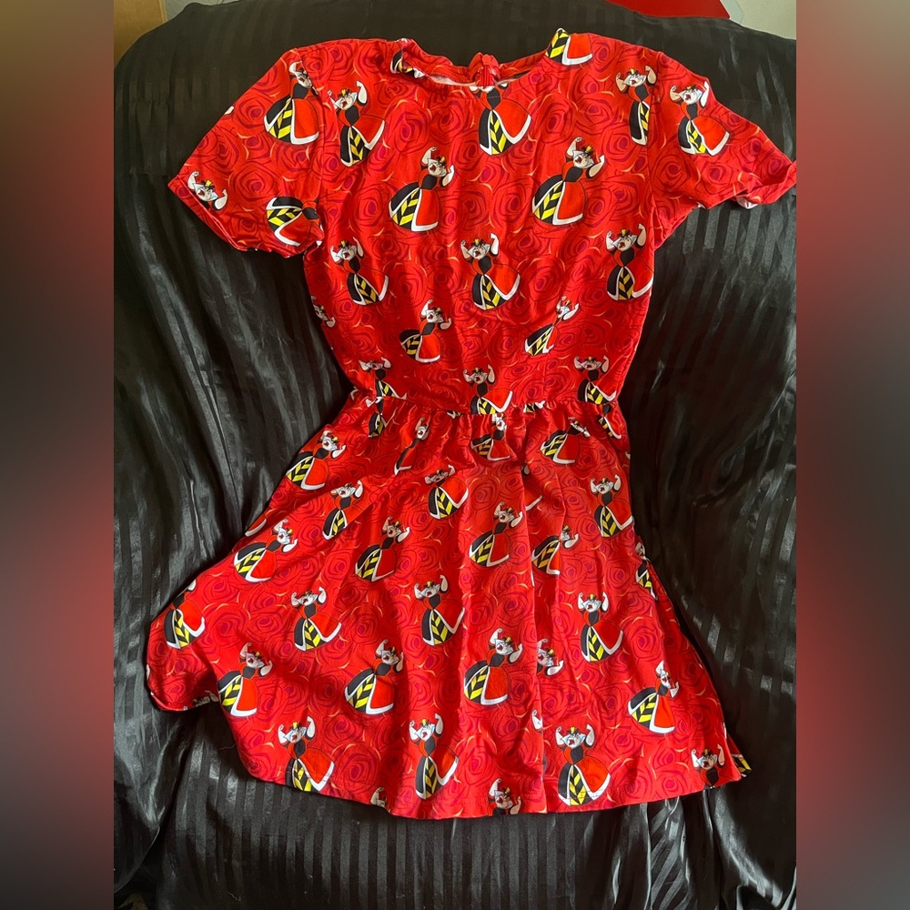 Disney Loungefly Queen of Hearts Skater Print Dress Size S